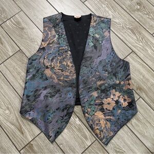 Vintage 90’s Floral Patterned Vest
